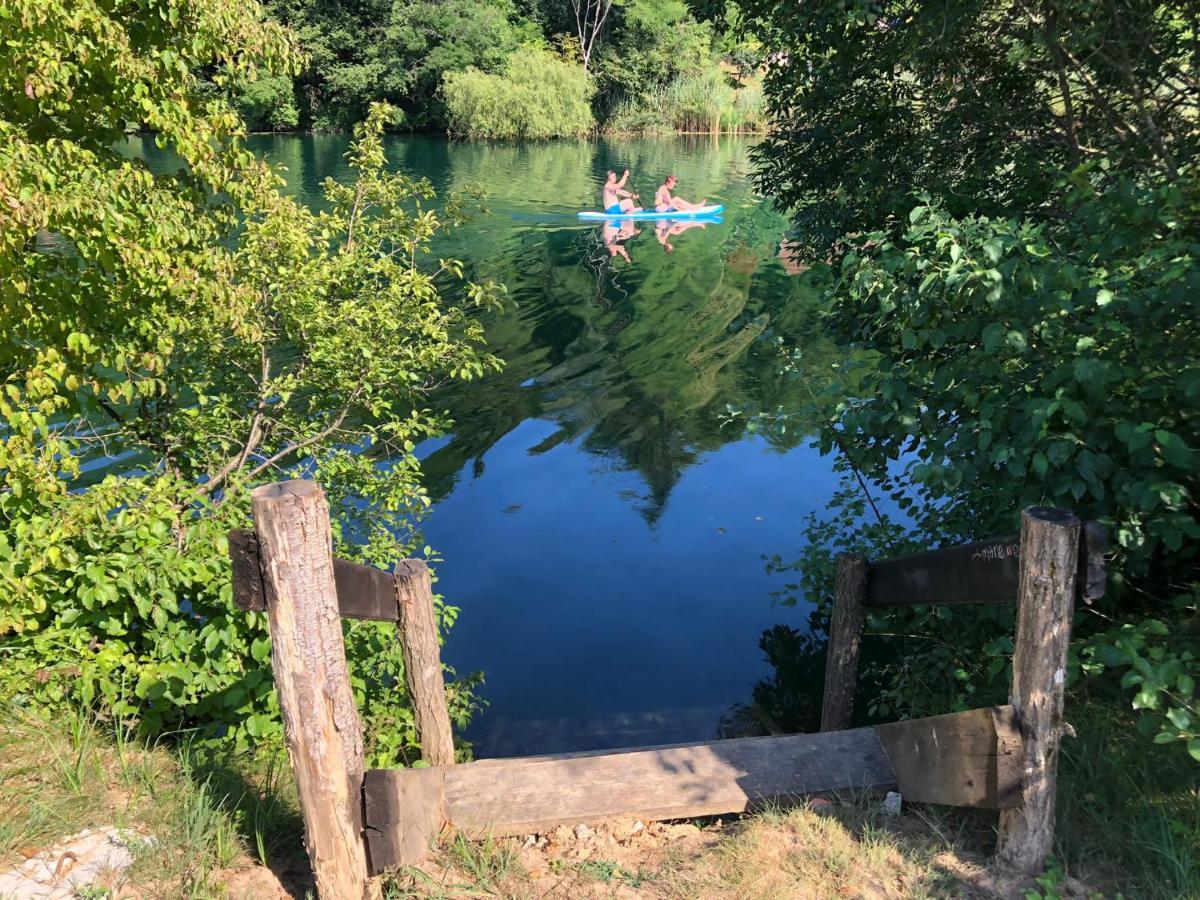 Green River - Robinzonski Kamp Hotel Duga Resa Bagian luar foto